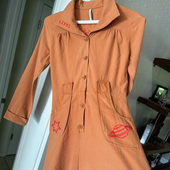 UFT Lenni the Label Question Everything retro dress - Picture 6 of 11